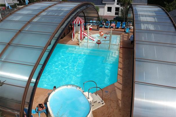 Camping 3* Les Forges Pornichet - www.campinglesforges.com - Piscine - CAMPING LES FORGES ***